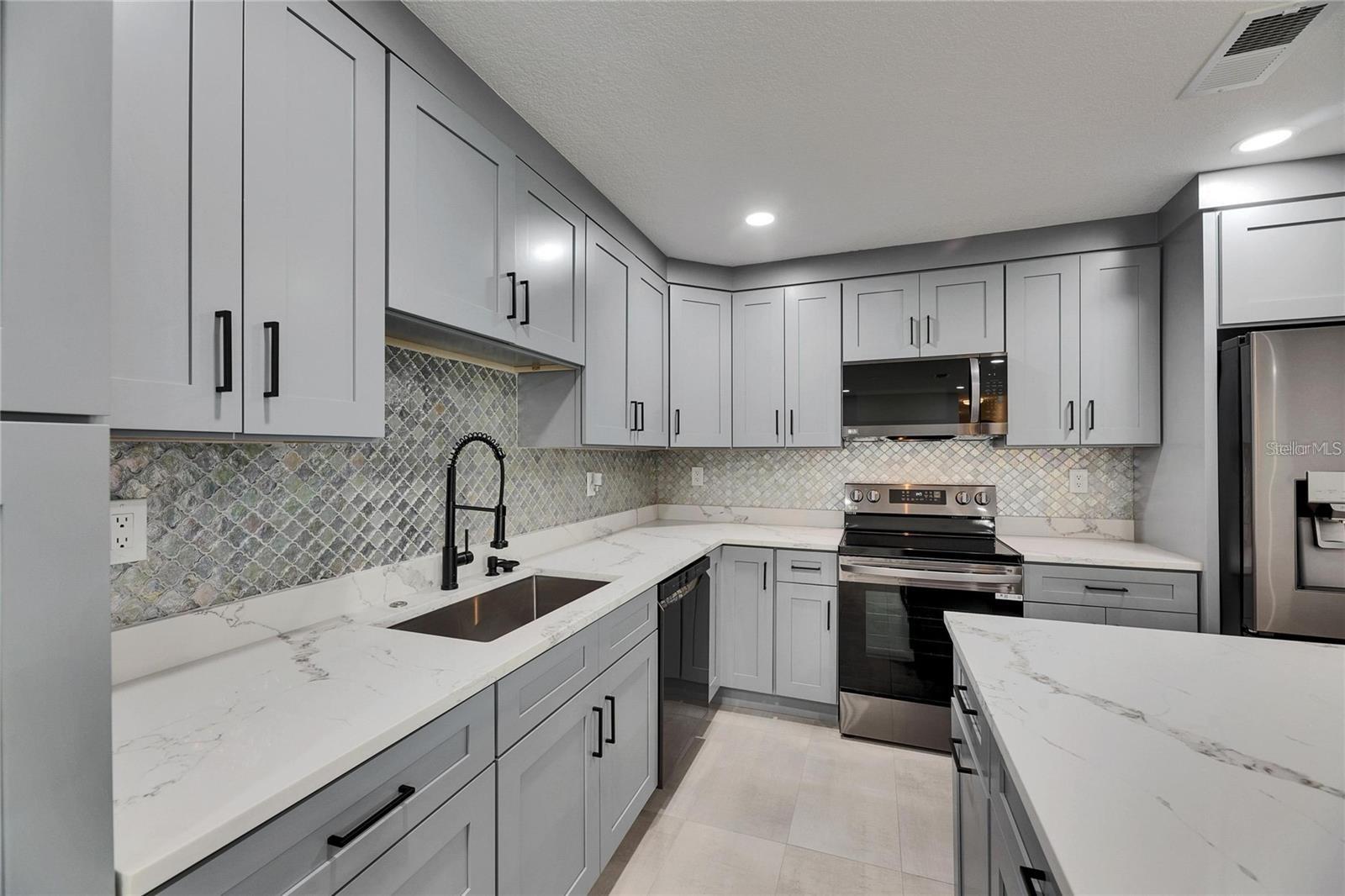 Image 9 of 37 For 1025 Apollo Beach Boulevard 1