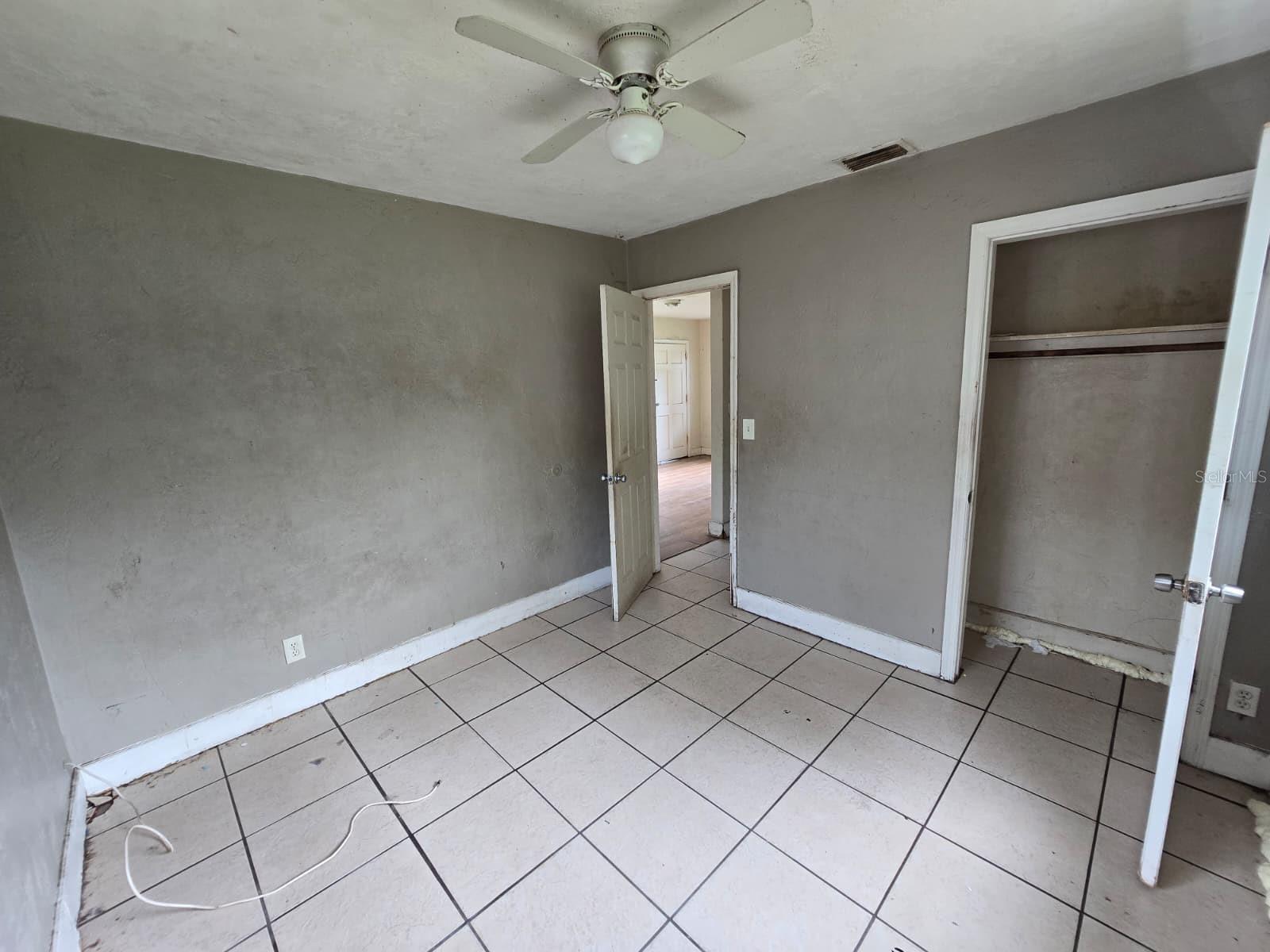 Image 7 of 13 For 3167 6th Avenue S