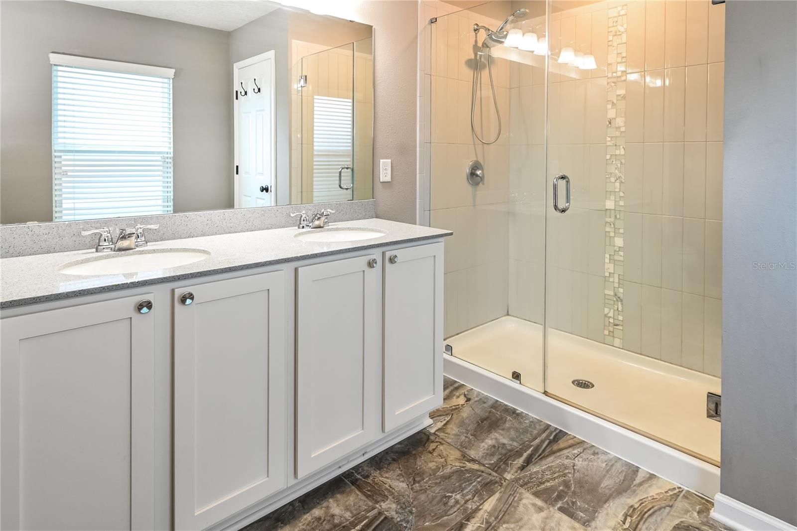 Image 10 of 16 For 97572 Albatross Drive