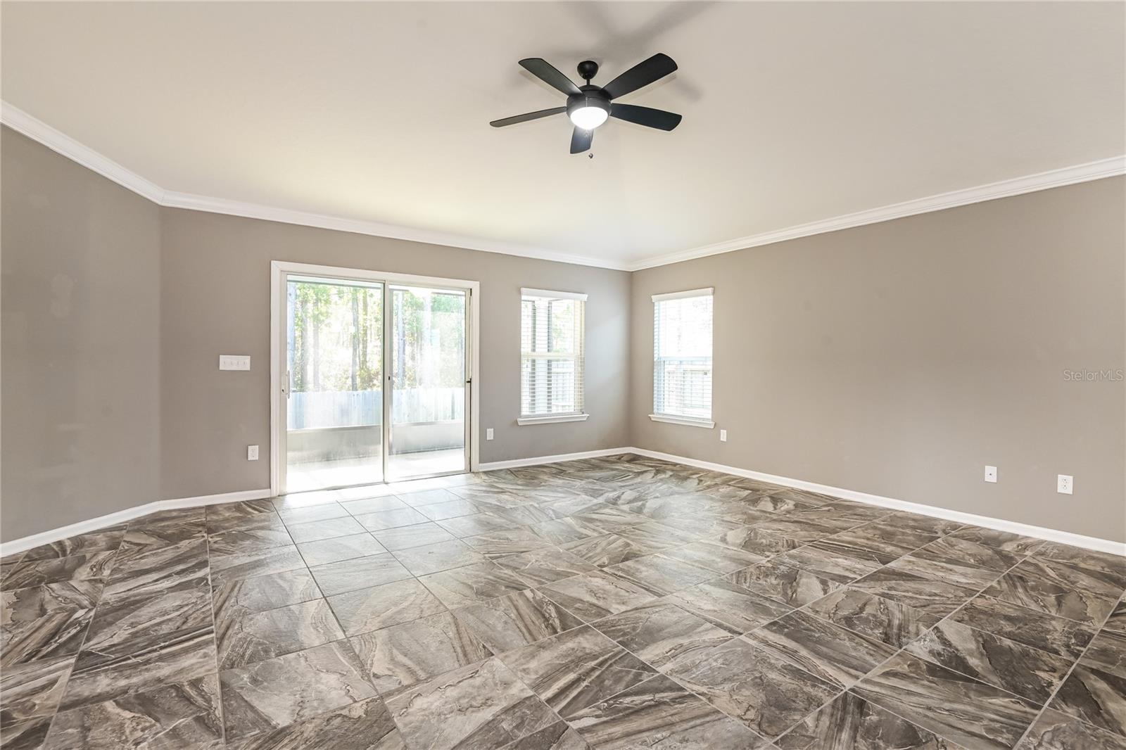 Image 3 of 16 For 97572 Albatross Drive