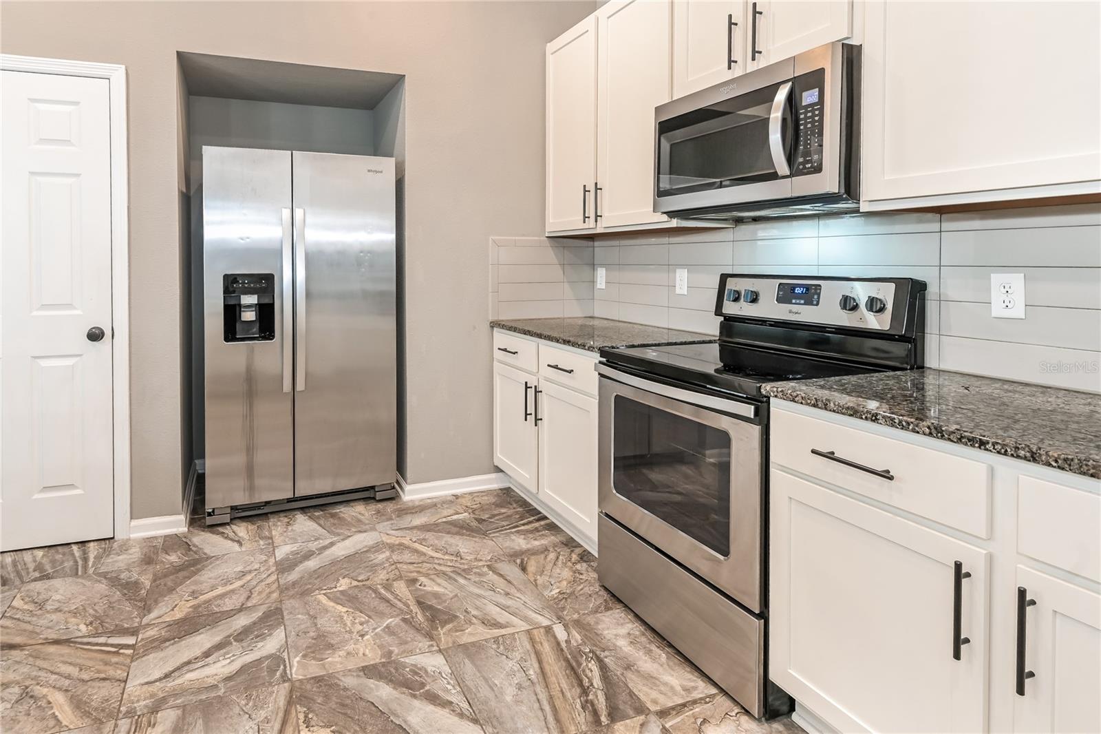 Image 7 of 16 For 97572 Albatross Drive