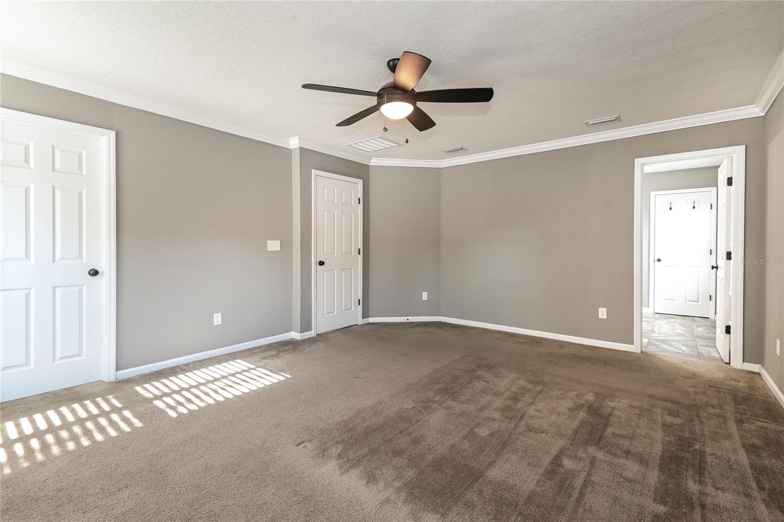 Image 9 of 16 For 97572 Albatross Drive