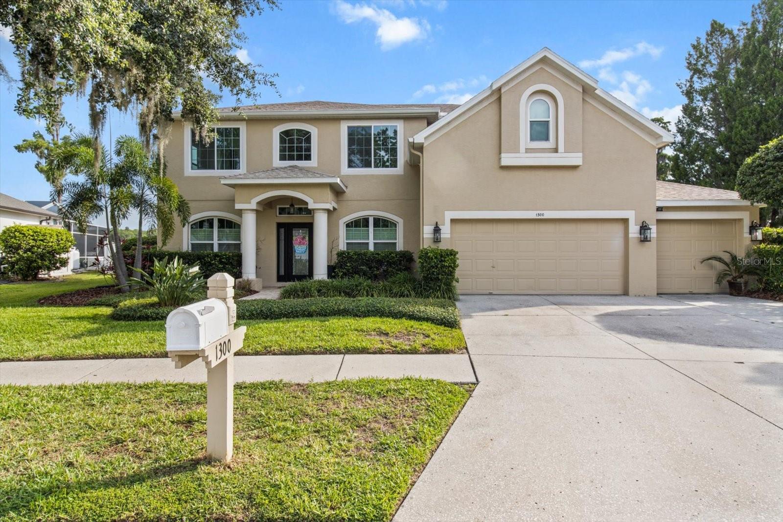Image 9 of 48 For 1300 Wyndham Lakes Drive