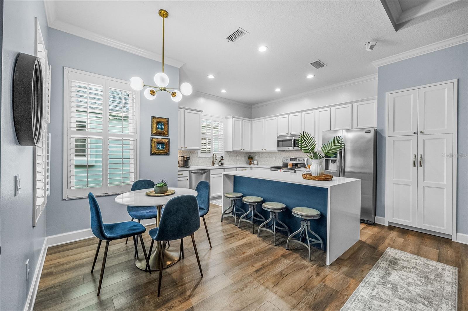 Image 10 of 43 For 9715 Royce Drive