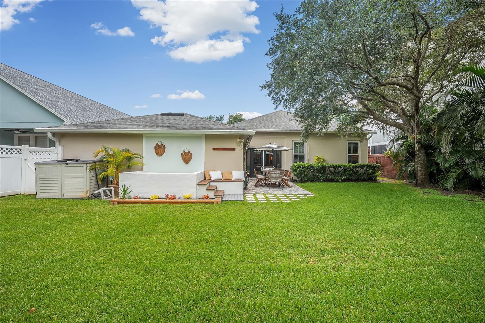Image 35 of 43 For 9715 Royce Drive
