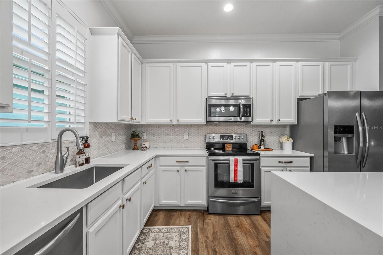 Image 8 of 43 For 9715 Royce Drive