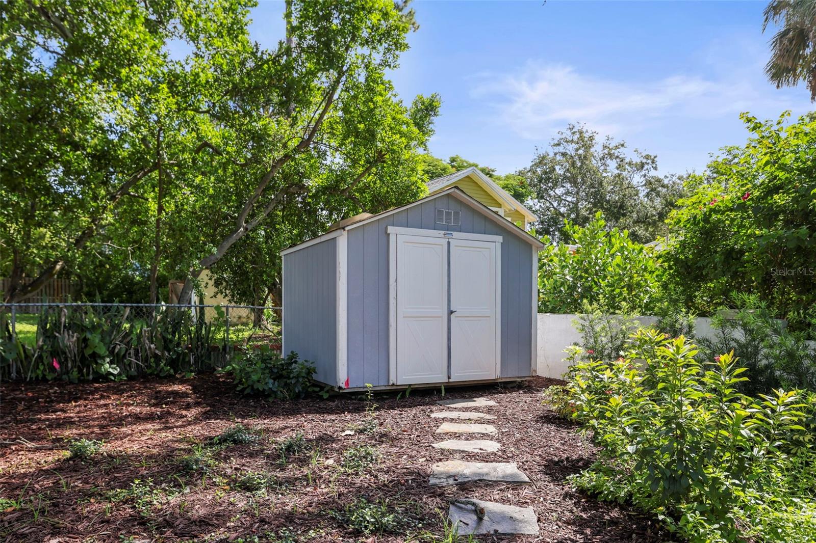 Image 41 of 50 For 1415 Sunset Drive