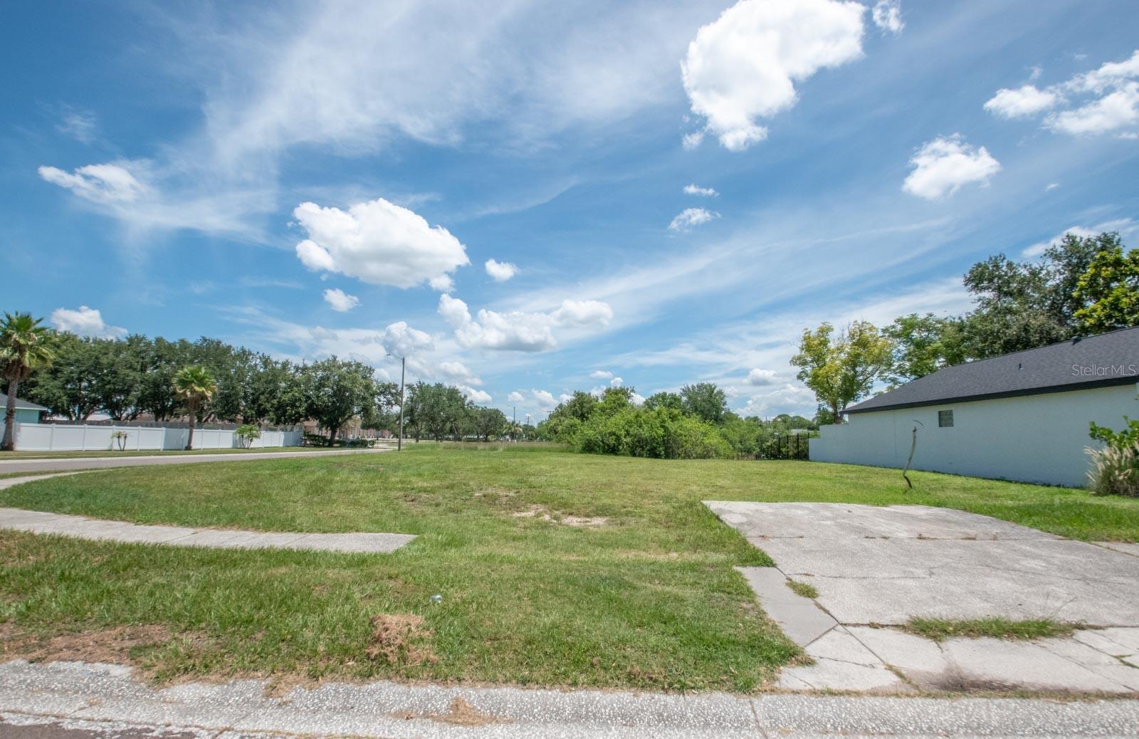 Image 3 of 11 For 102 Lookout Drive