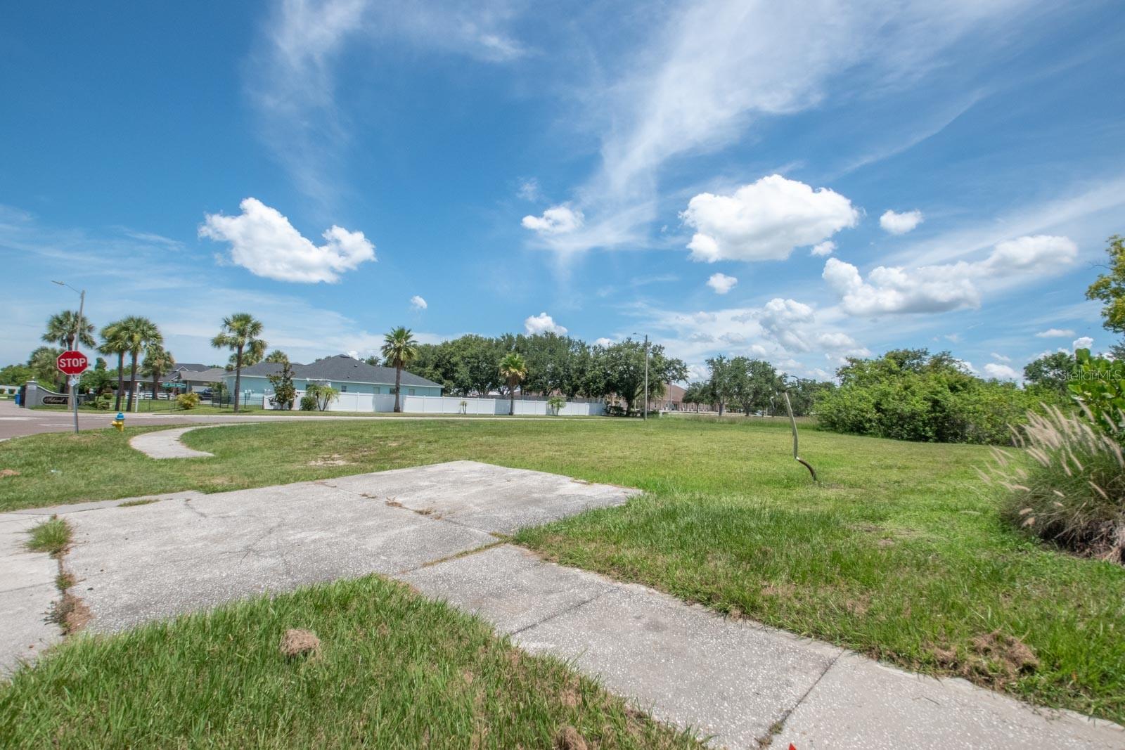 Image 4 of 11 For 102 Lookout Drive