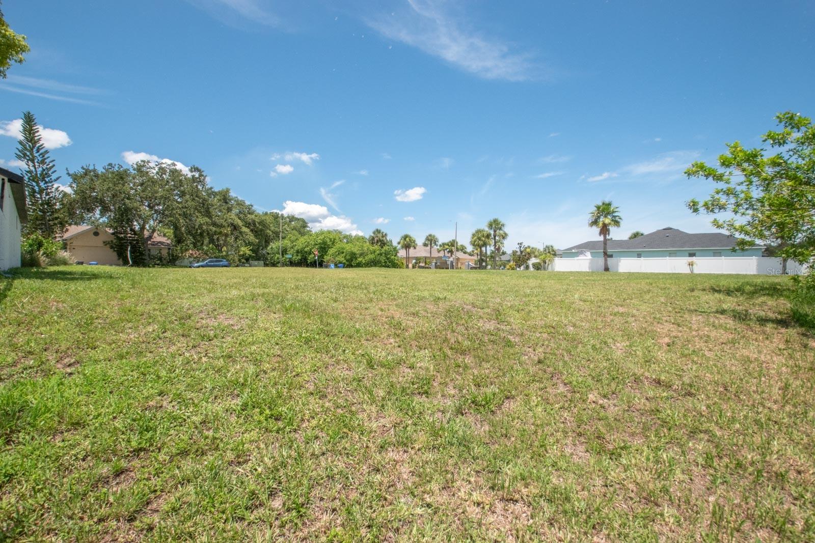 Image 7 of 11 For 102 Lookout Drive