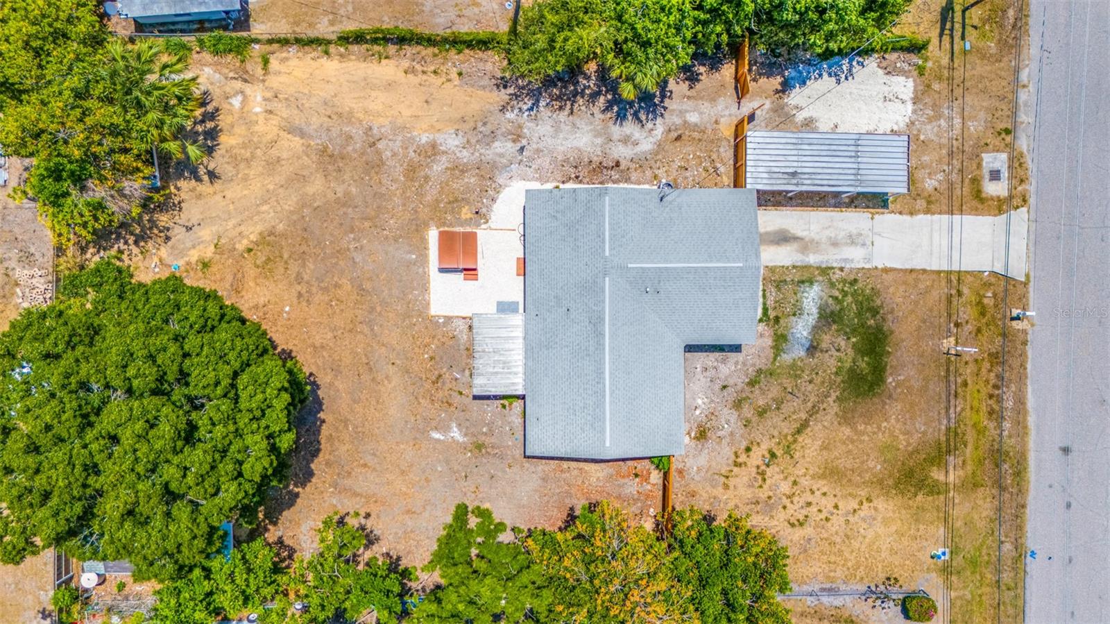 Image 57 of 83 For 208 Palmetto Road W