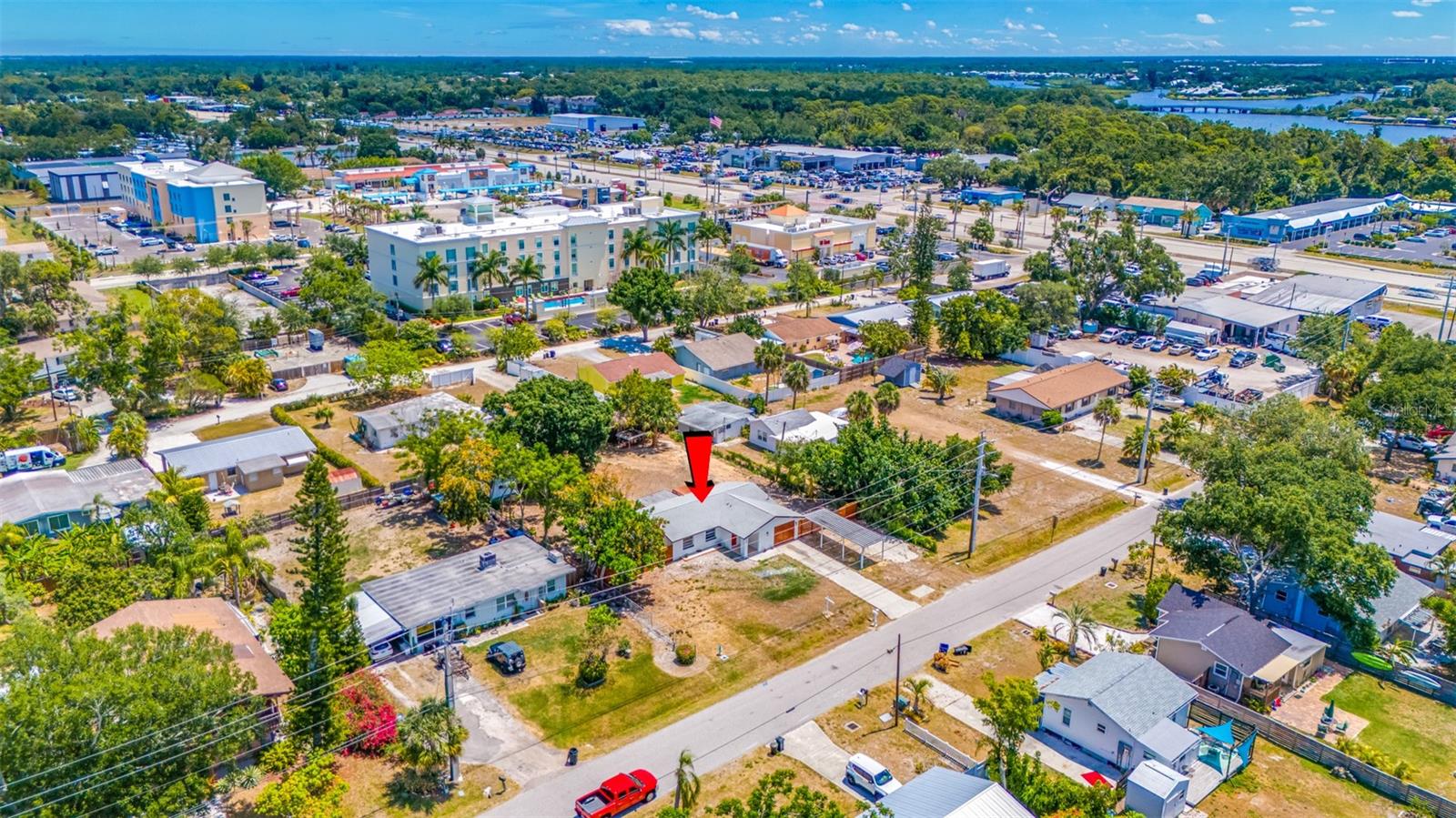 Image 61 of 83 For 208 Palmetto Road W