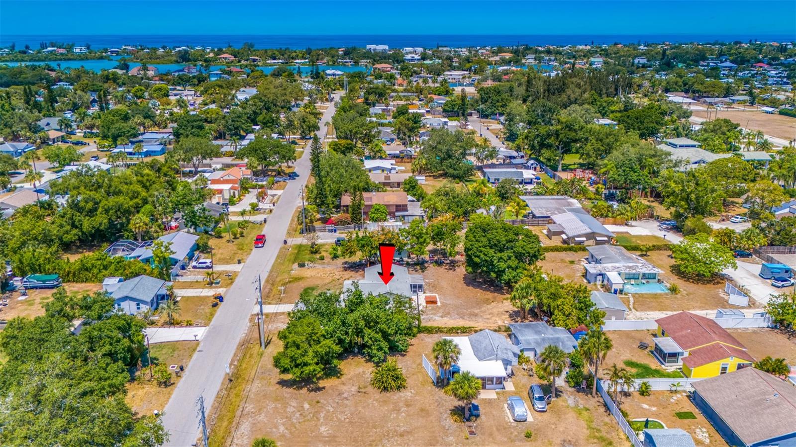 Image 71 of 83 For 208 Palmetto Road W