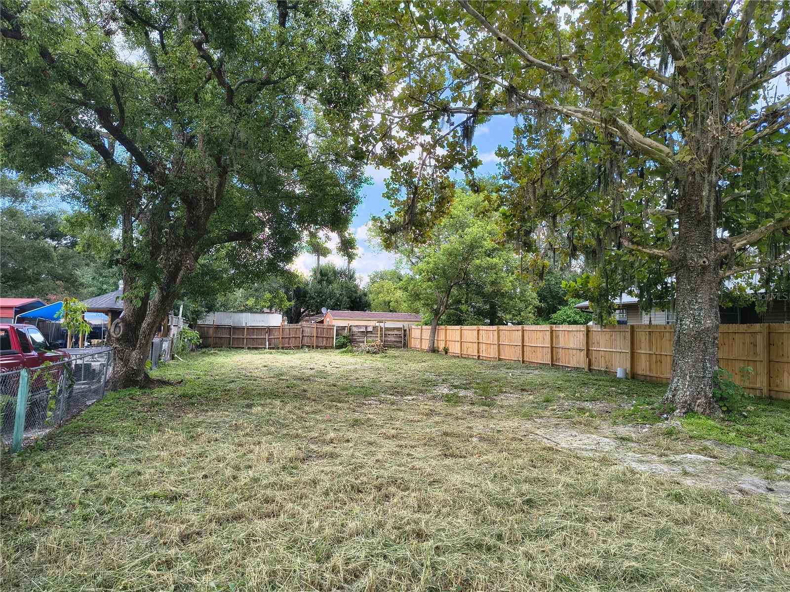 Image 6 of 16 For 608 Ruth Street