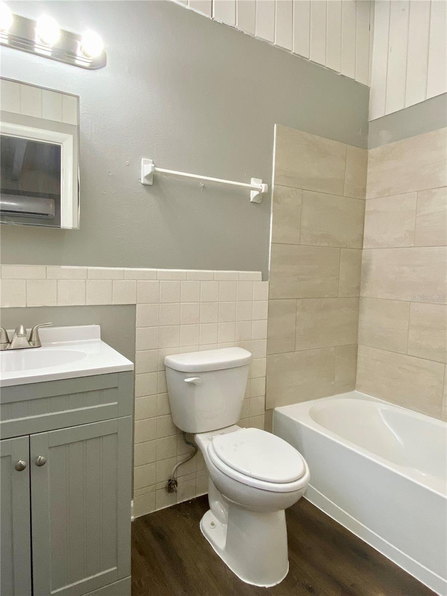 Image 13 of 23 For 913 123rd Avenue