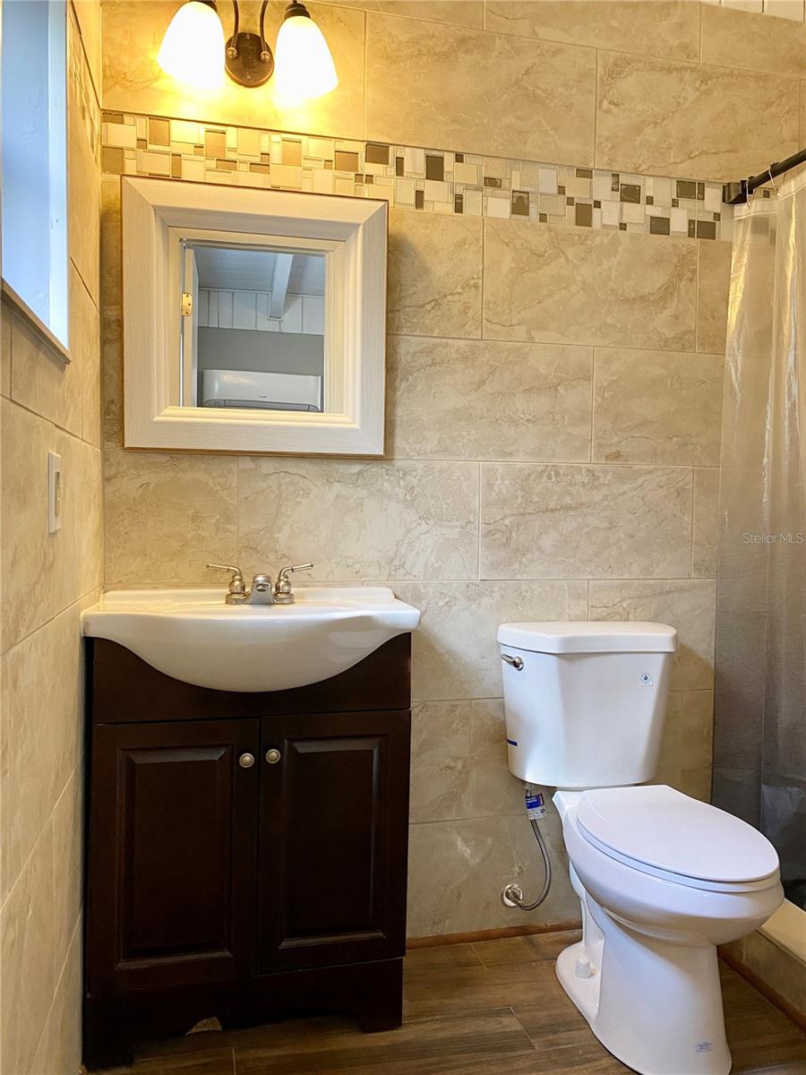Image 15 of 23 For 913 123rd Avenue