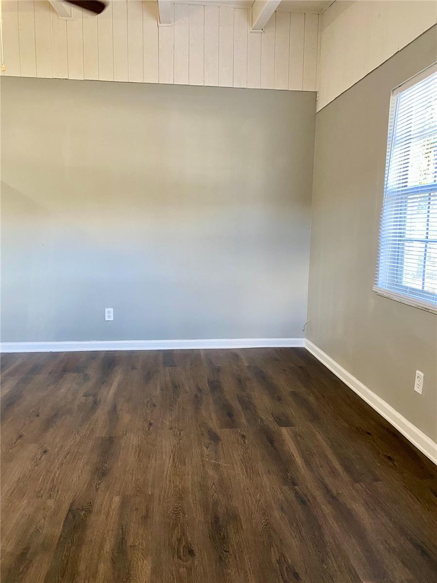 Image 21 of 23 For 913 123rd Avenue