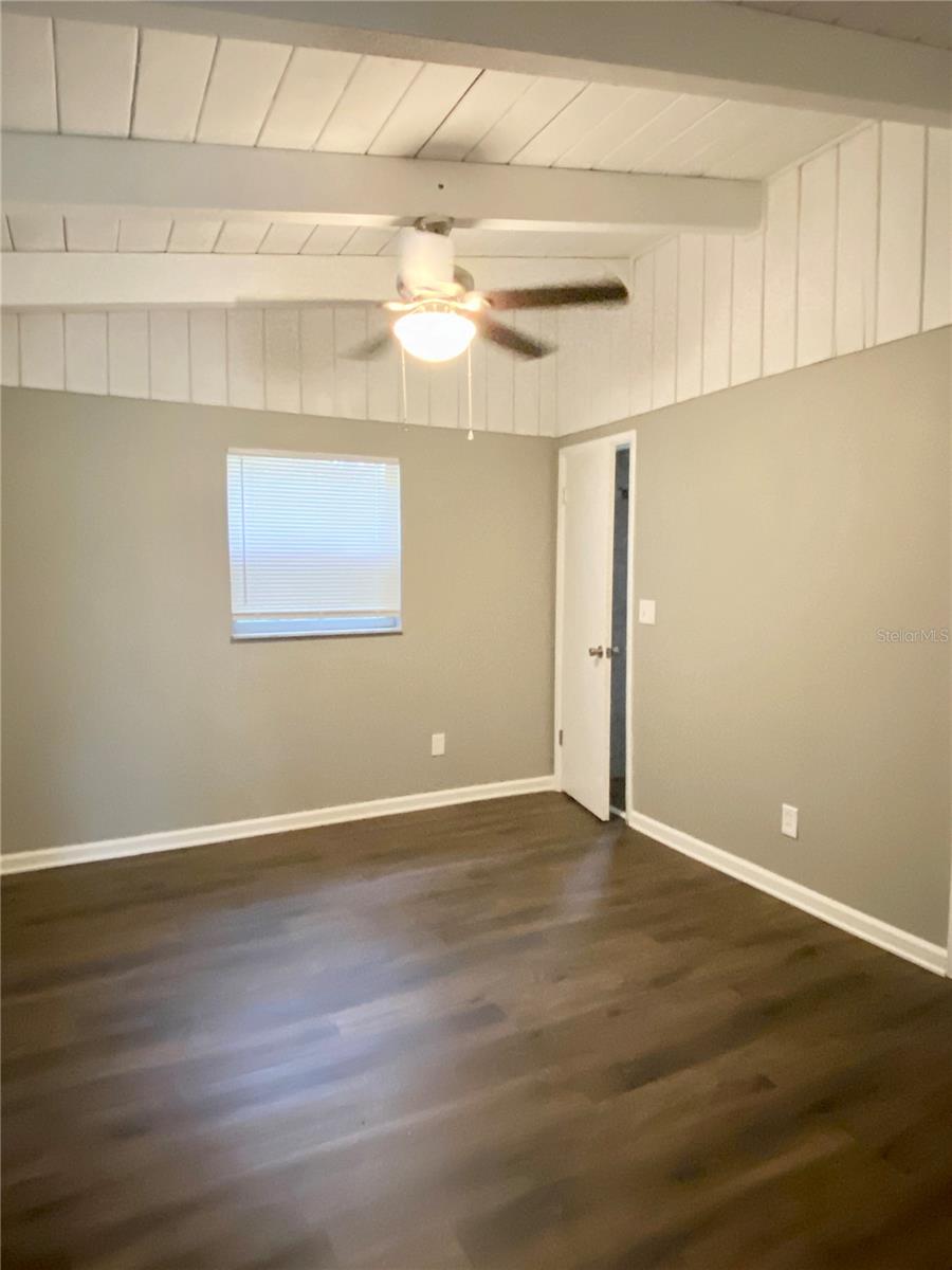 Image 4 of 23 For 913 123rd Avenue