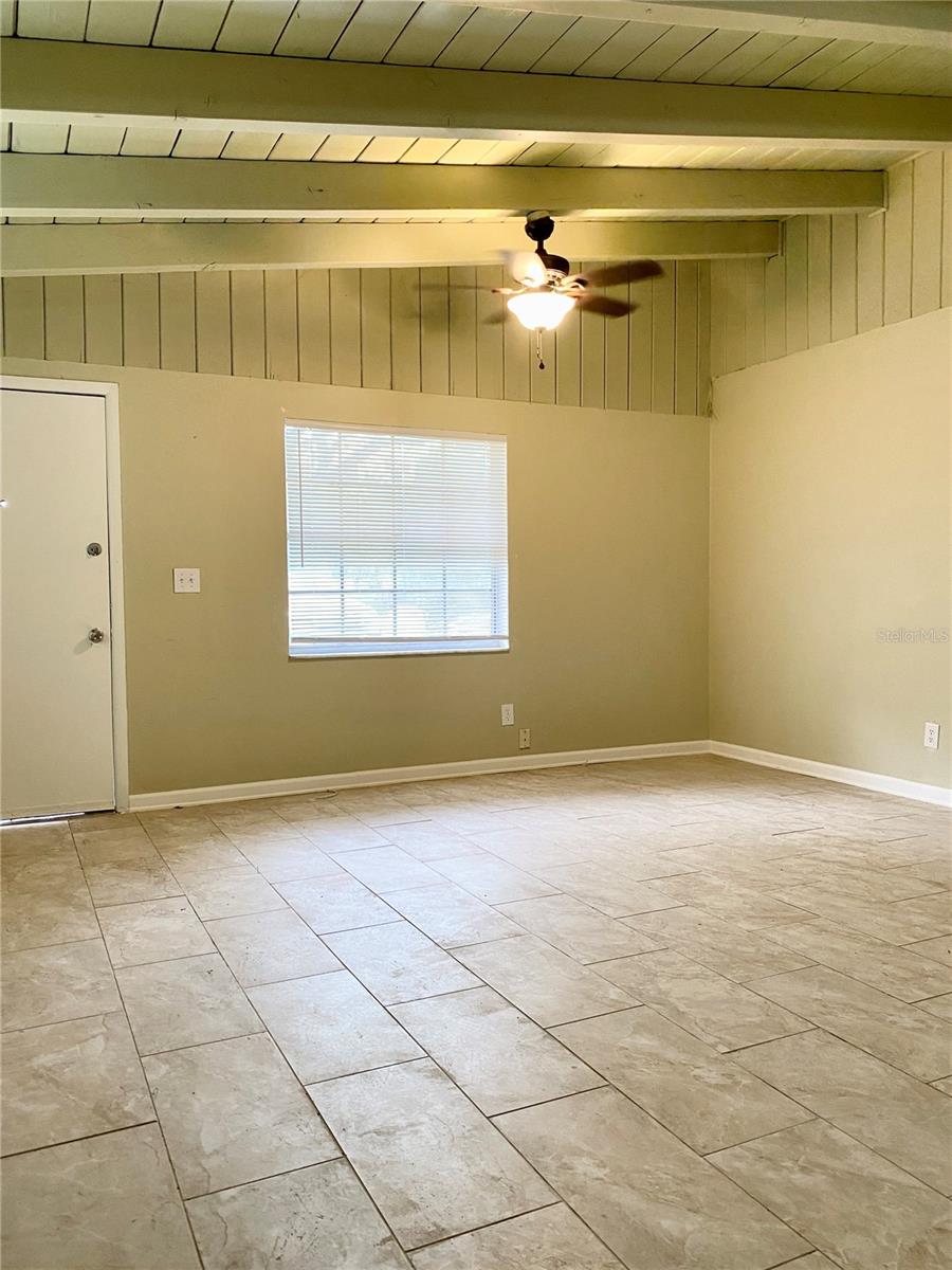 Image 5 of 23 For 913 123rd Avenue