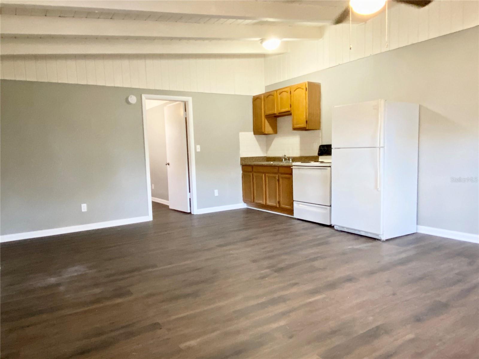 Image 7 of 23 For 913 123rd Avenue