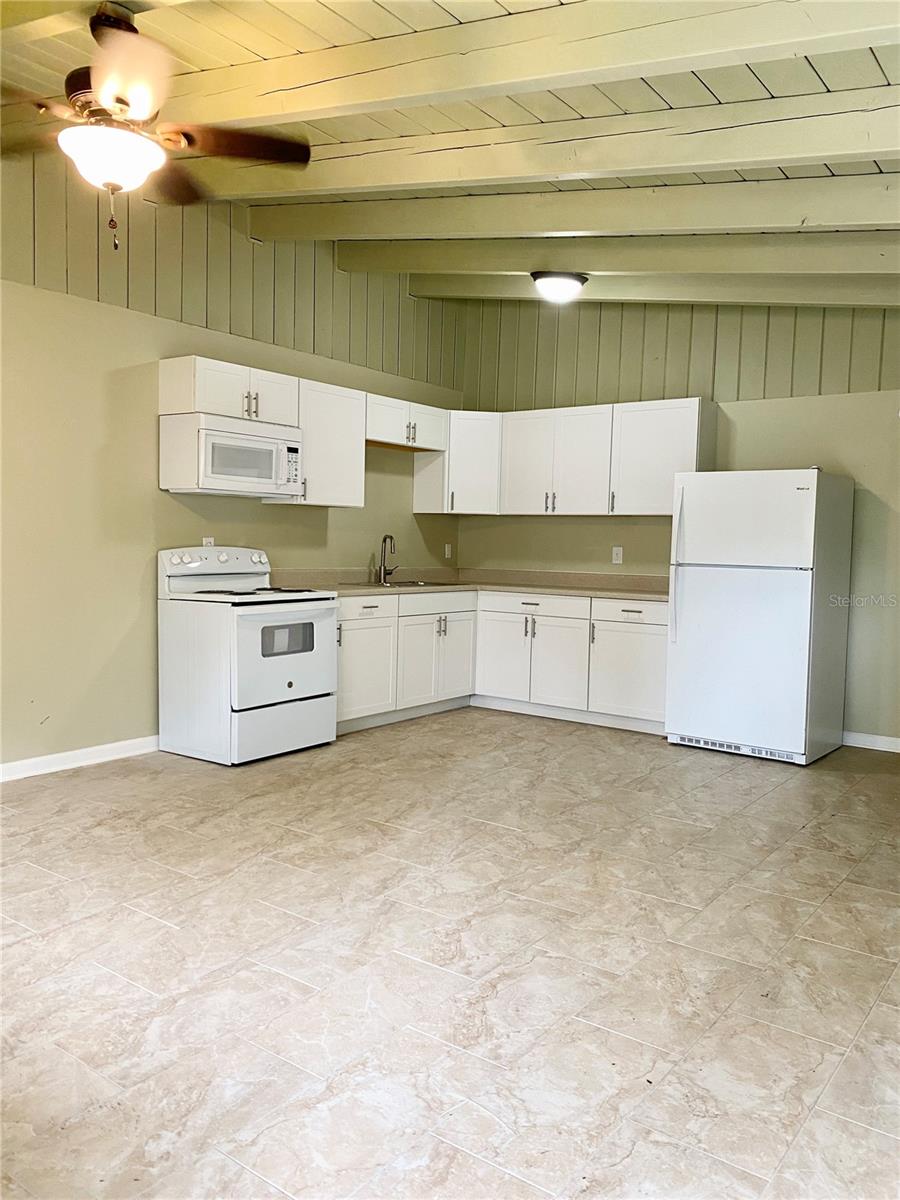Image 8 of 23 For 913 123rd Avenue