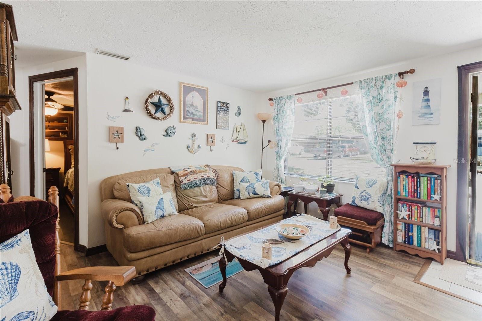 Image 10 of 57 For 6145 55th Avenue N