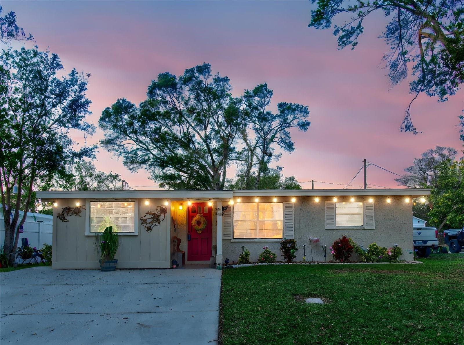 Image 3 of 57 For 6145 55th Avenue N