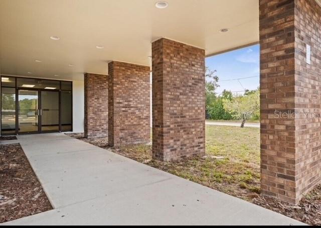 Image 16 of 24 For 2119 Grand Boulevard