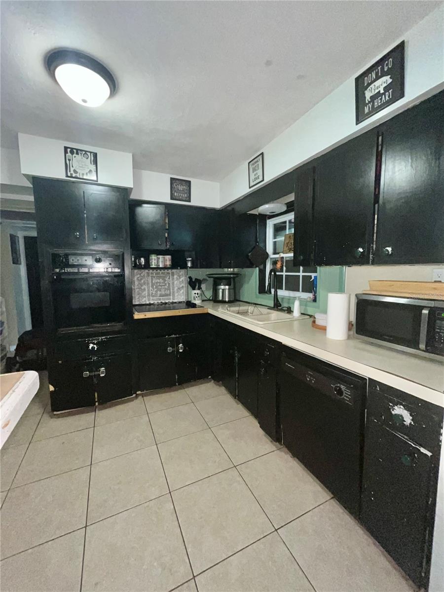 Image 13 of 42 For 5299 35th Avenue N