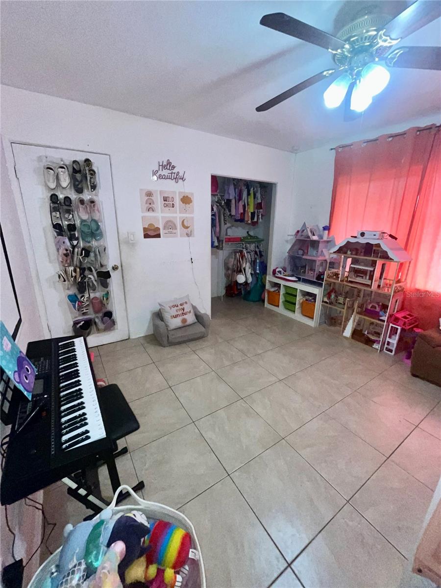 Image 28 of 42 For 5299 35th Avenue N