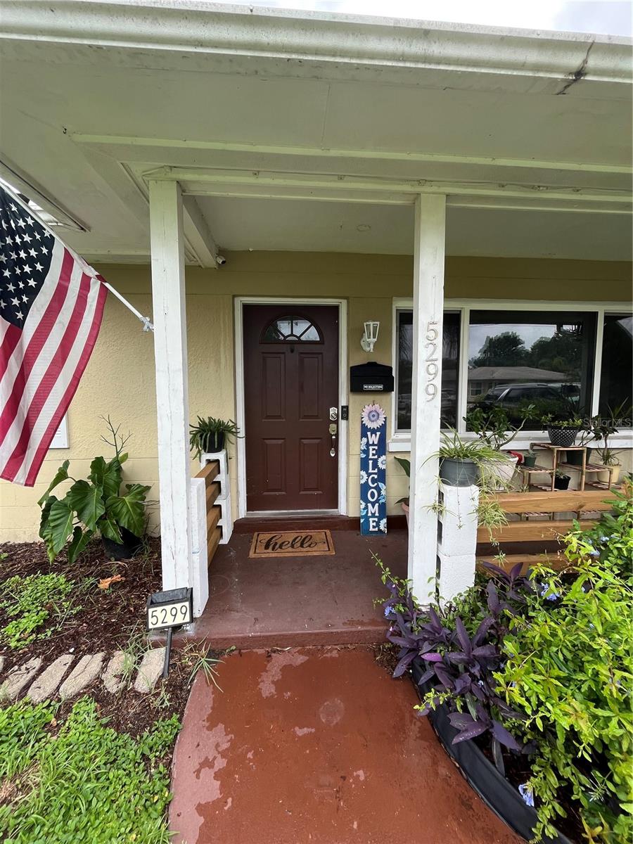 Image 3 of 42 For 5299 35th Avenue N