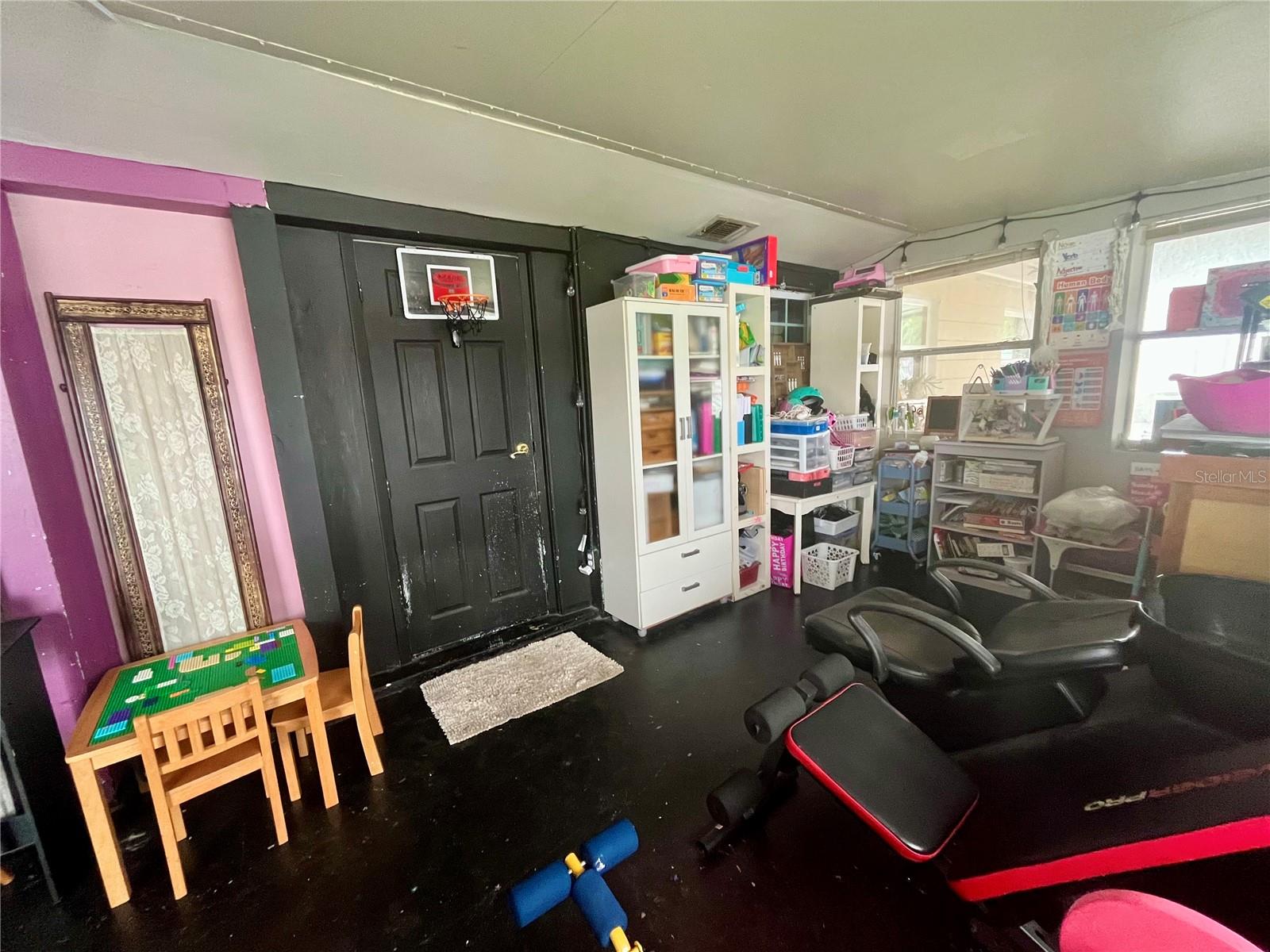 Image 33 of 42 For 5299 35th Avenue N