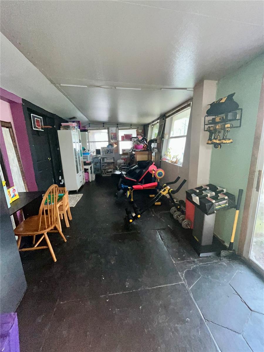 Image 34 of 42 For 5299 35th Avenue N