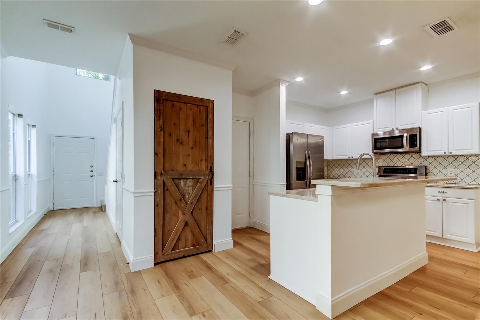 Image 2 of 19 For 400 Willow Avenue D