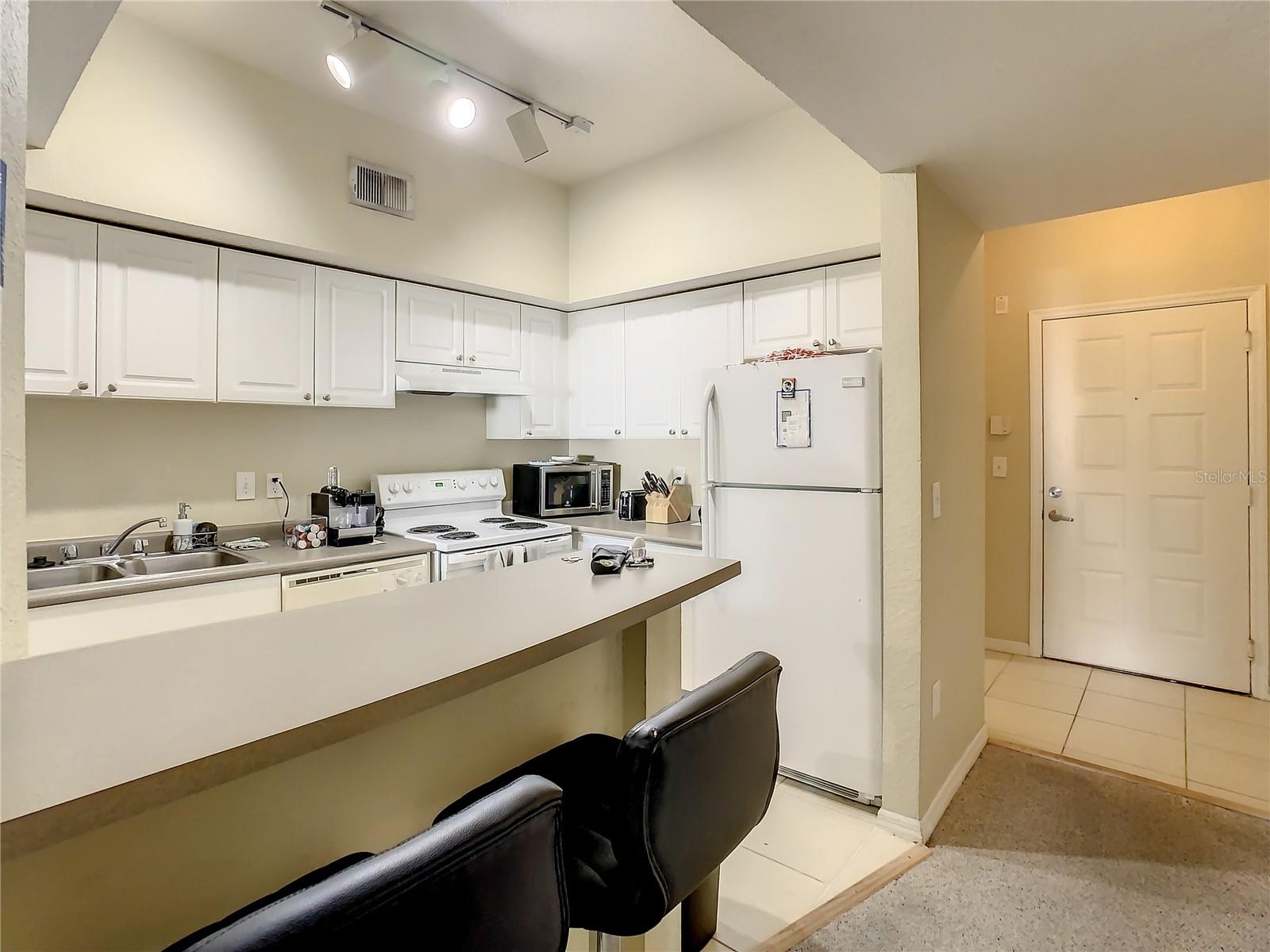 Image 3 of 14 For 501 Moody Avenue 1130