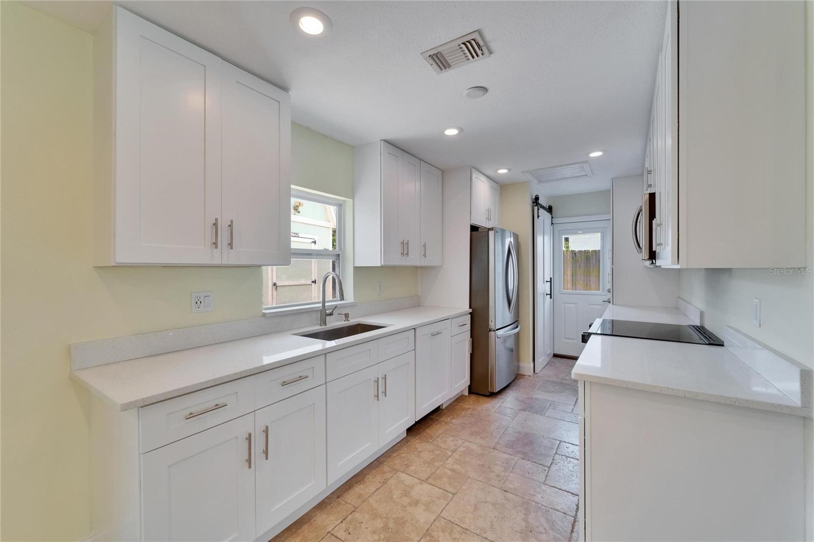 Image 9 of 20 For 8702 Driftwood Drive