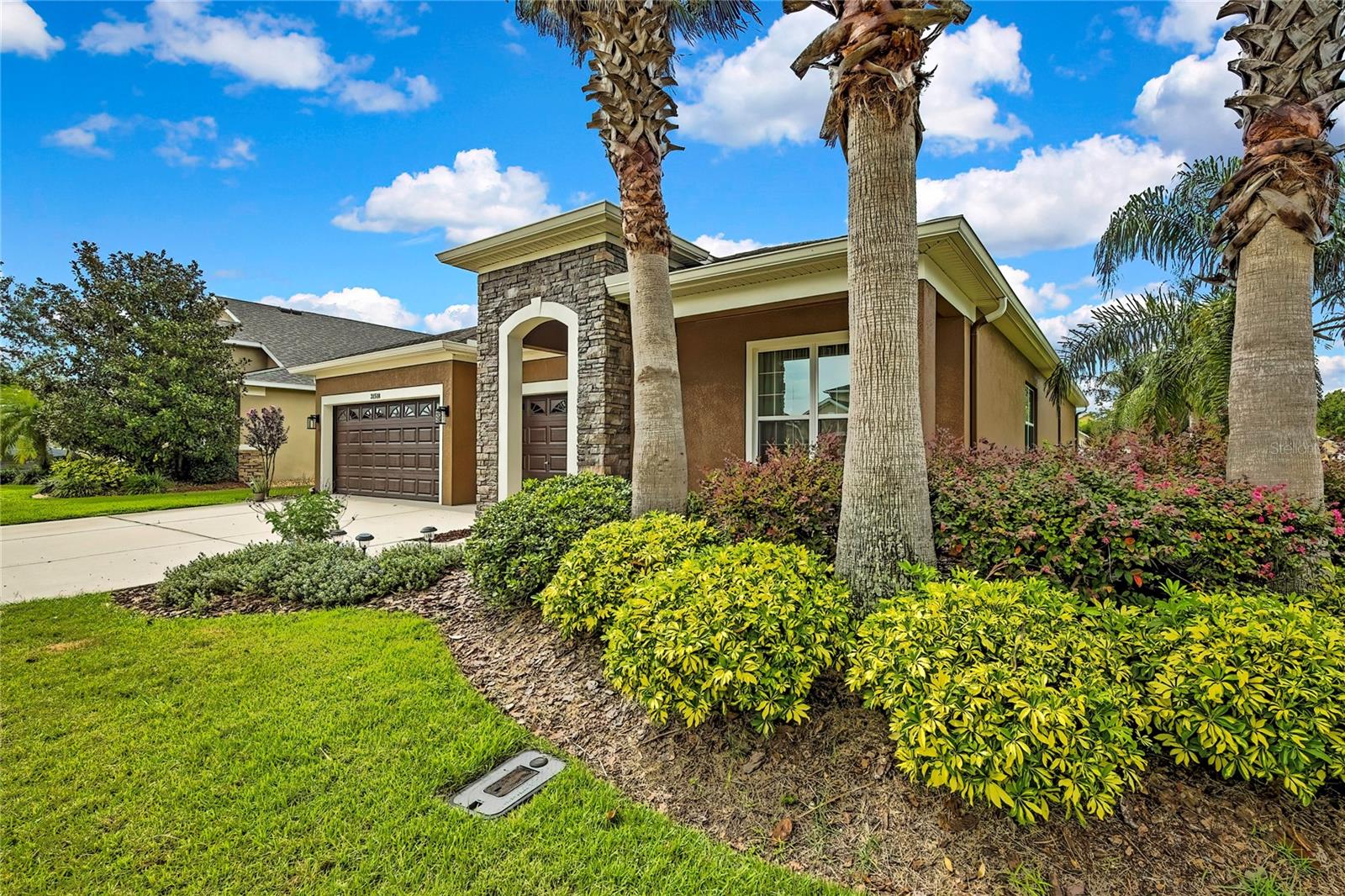 Image 3 of 50 For 31518 Bearded Oak Drive