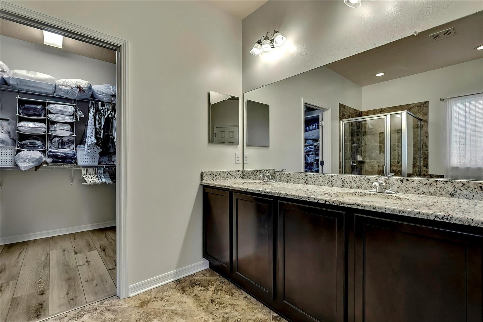Image 39 of 50 For 31518 Bearded Oak Drive