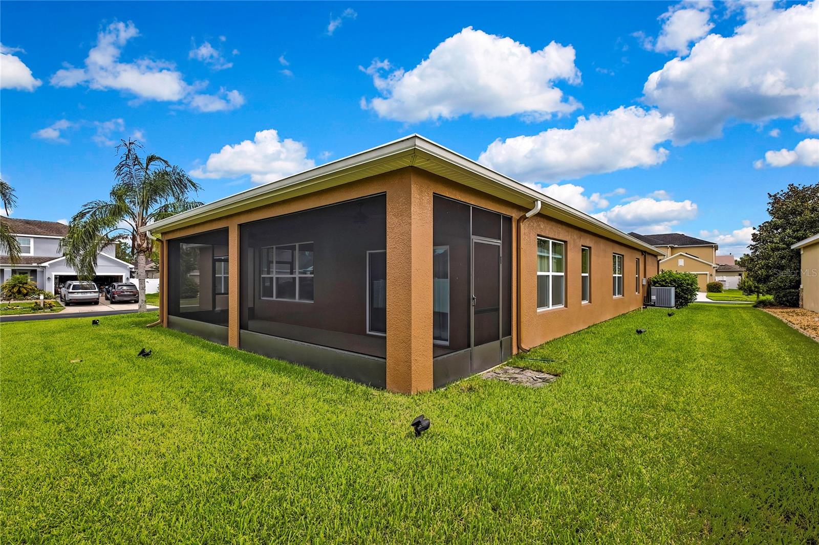 Image 6 of 50 For 31518 Bearded Oak Drive