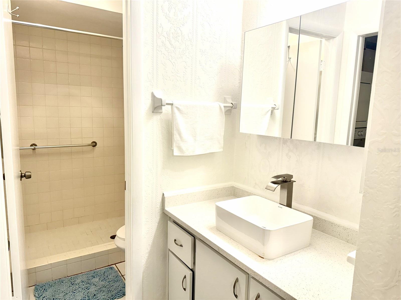 Image 11 of 24 For 11511 113th Street 33f