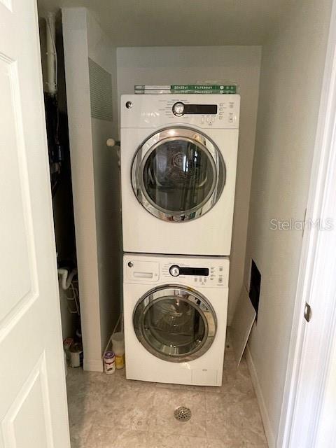 Image 24 of 43 For 2231 Utopian Drive E 307