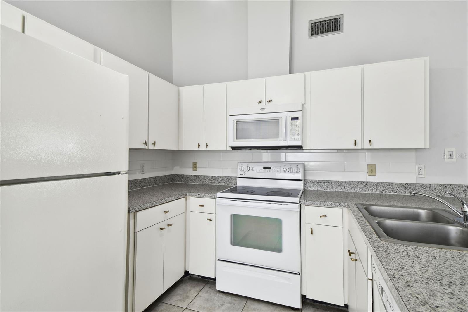Image 12 of 44 For 12315 Hidden Brook Drive