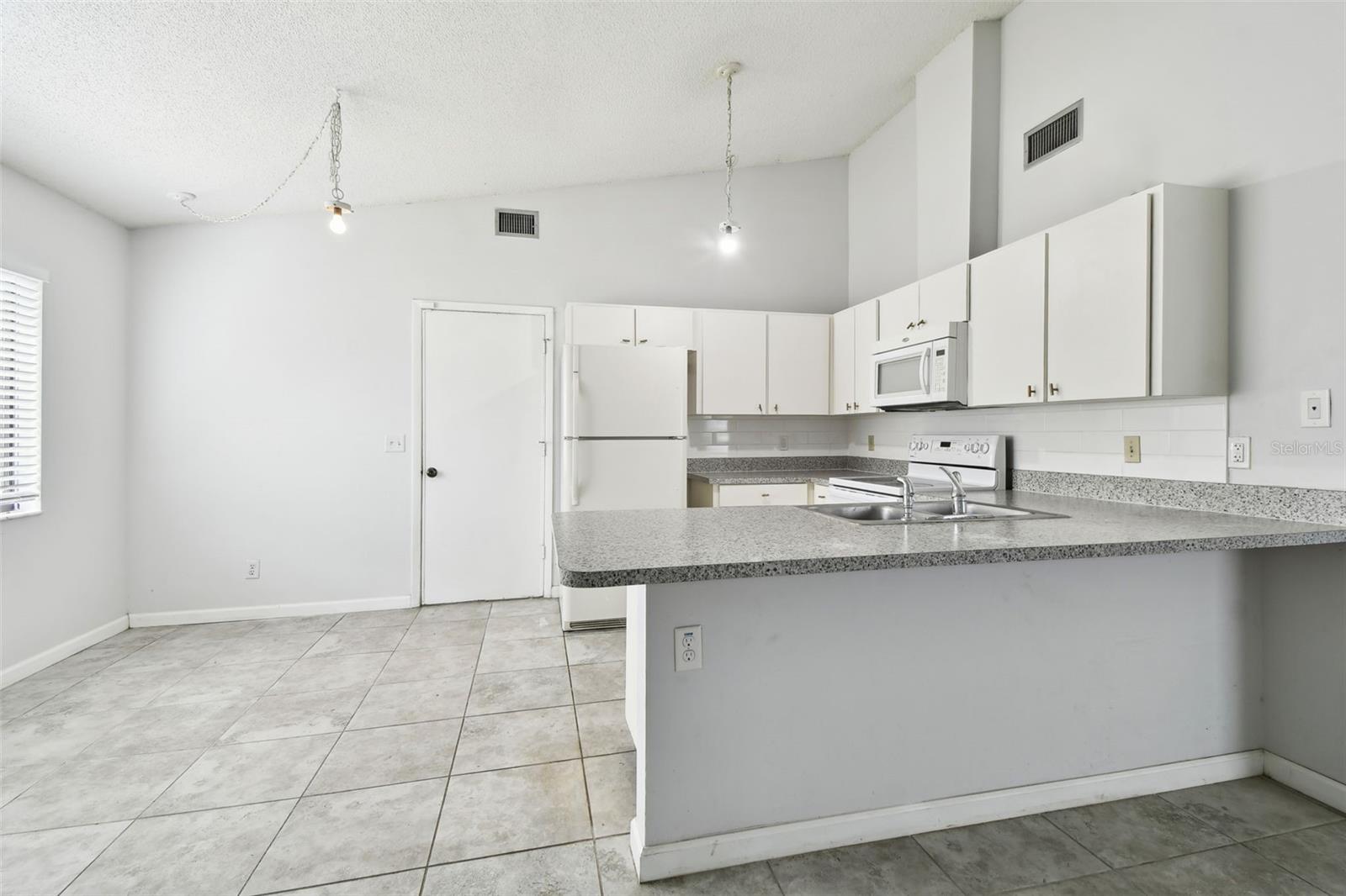Image 8 of 44 For 12315 Hidden Brook Drive