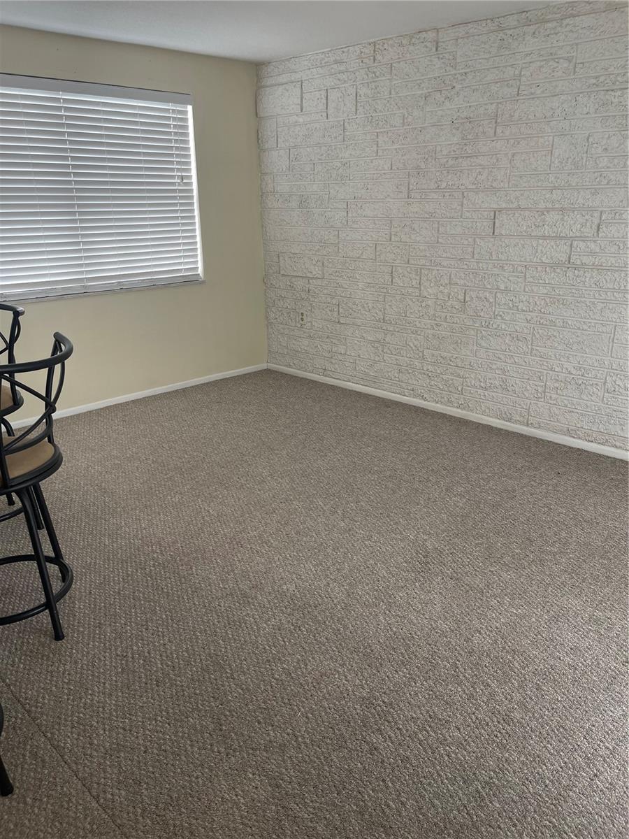 Image 15 of 33 For 7403 Populus Drive