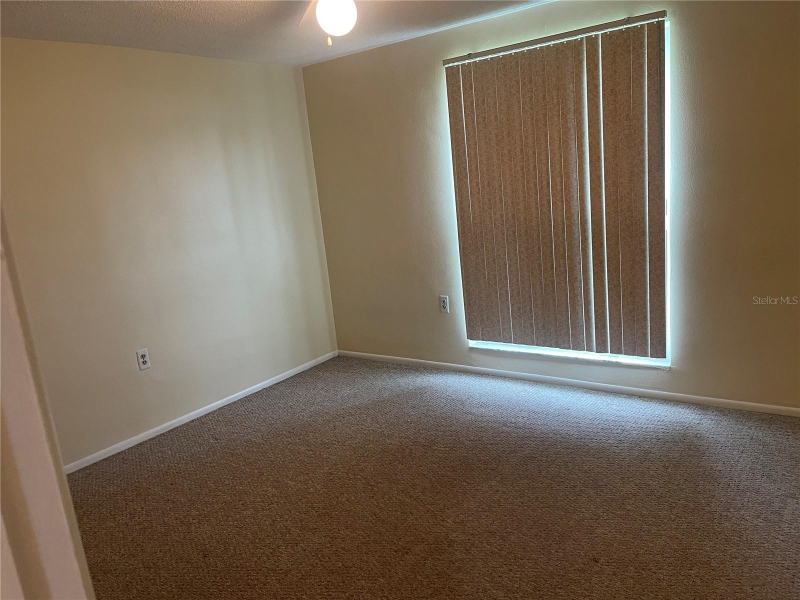Image 24 of 33 For 7403 Populus Drive