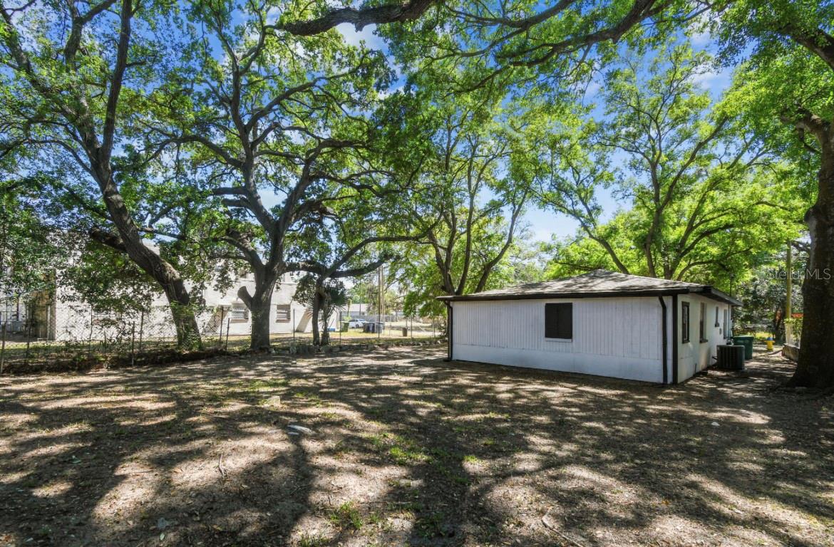 Image 18 of 27 For 2622 27th Avenue