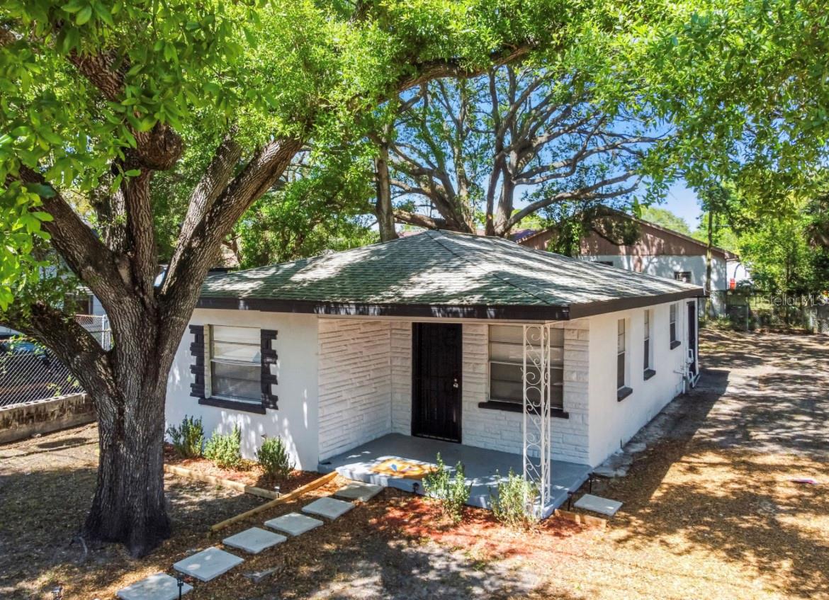 Image 21 of 27 For 2622 27th Avenue