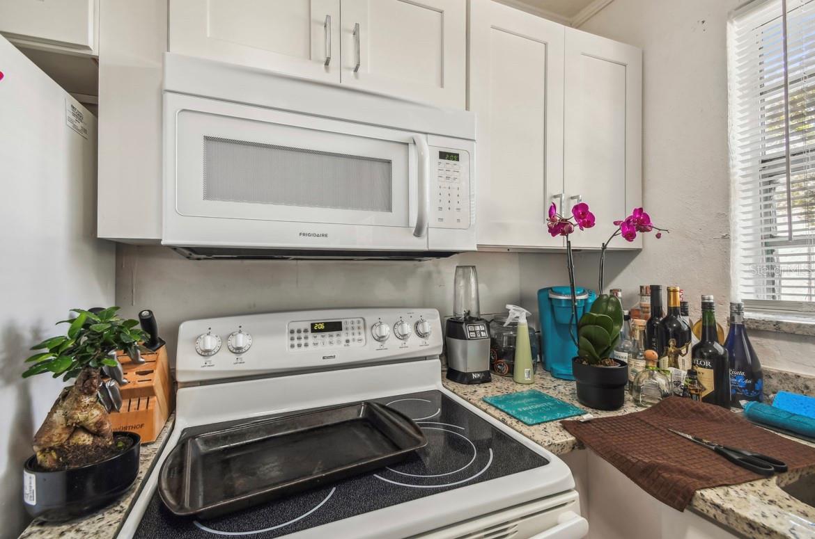 Image 4 of 27 For 2622 27th Avenue