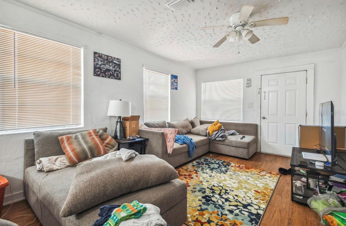 Image 6 of 27 For 2622 27th Avenue