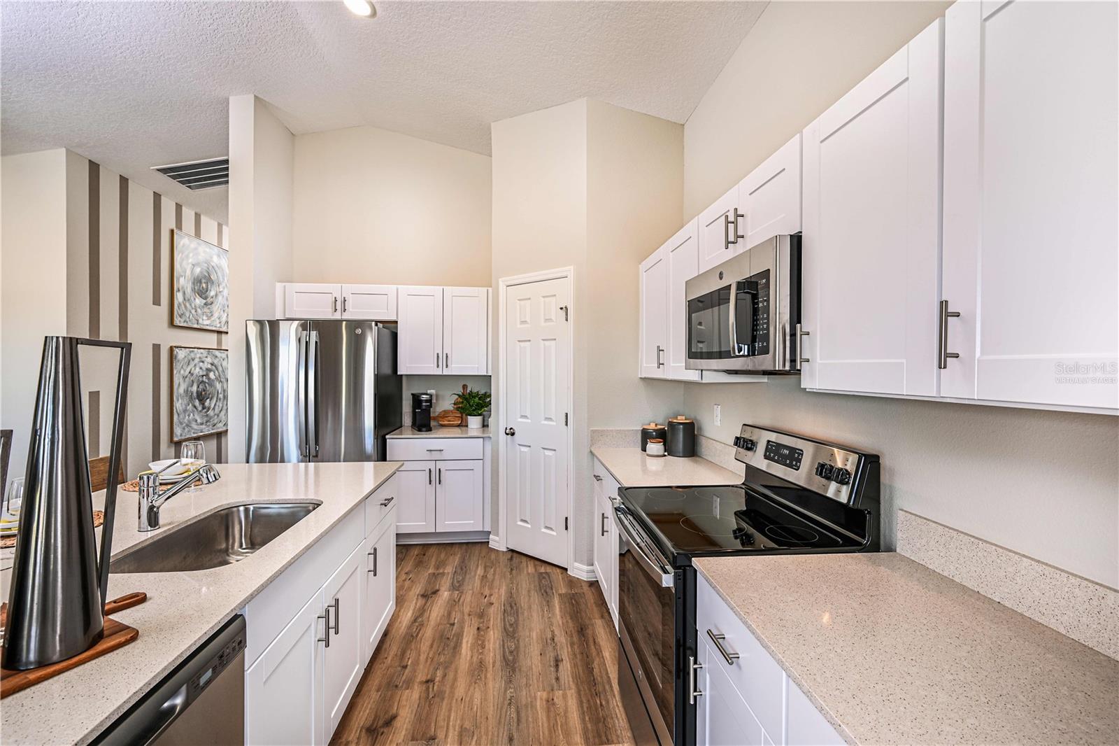 Image 3 of 13 For 1213 Tidal Street